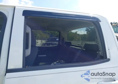 2015 Chevrolet Silverado 1500 1Lt from USA, damaged, VIN 3GCPCREC3FG477832